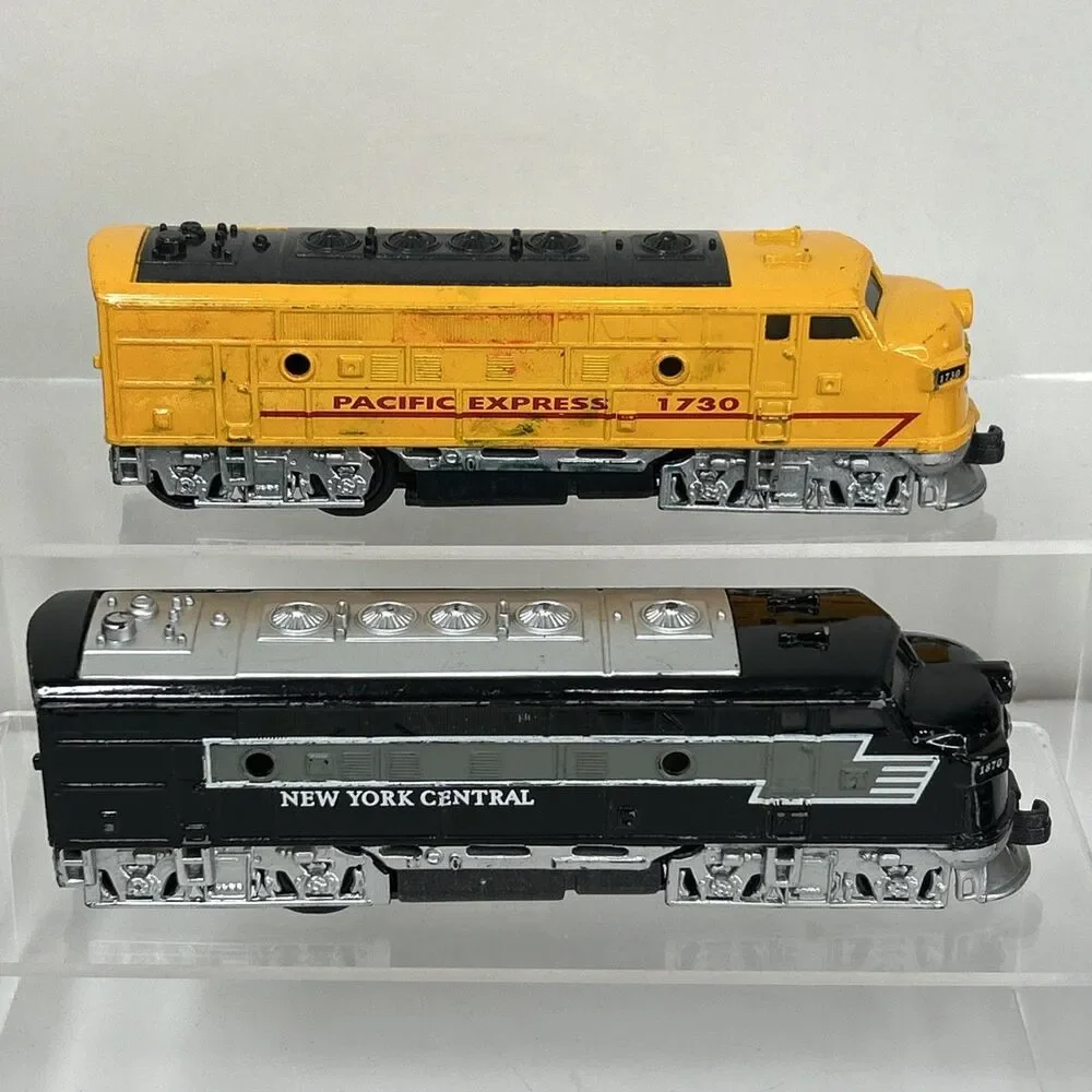 Diecast Pacific Express 1730 & New York Central Train Pullback Model 7